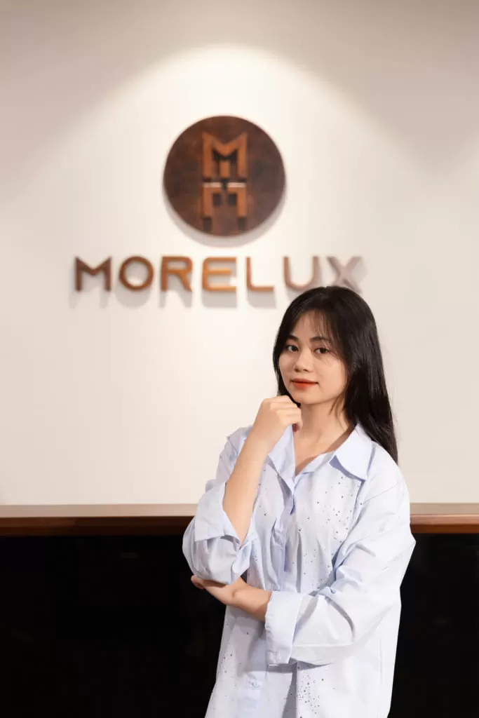 THUỲ TRANG