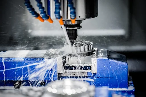 Dầu tưới nguội m&aacute;y phay CNC