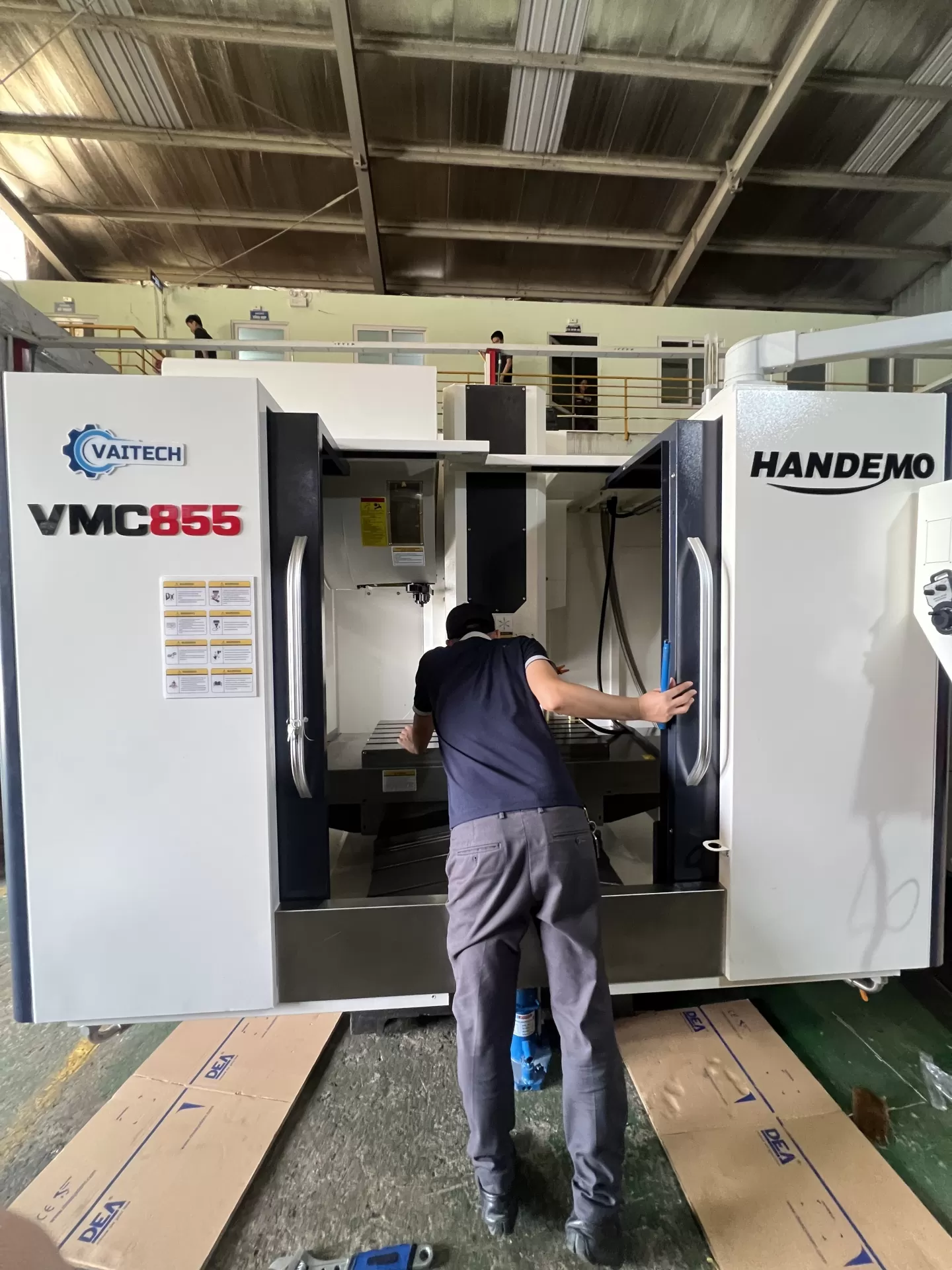 Vận hành máy tiện CNC
