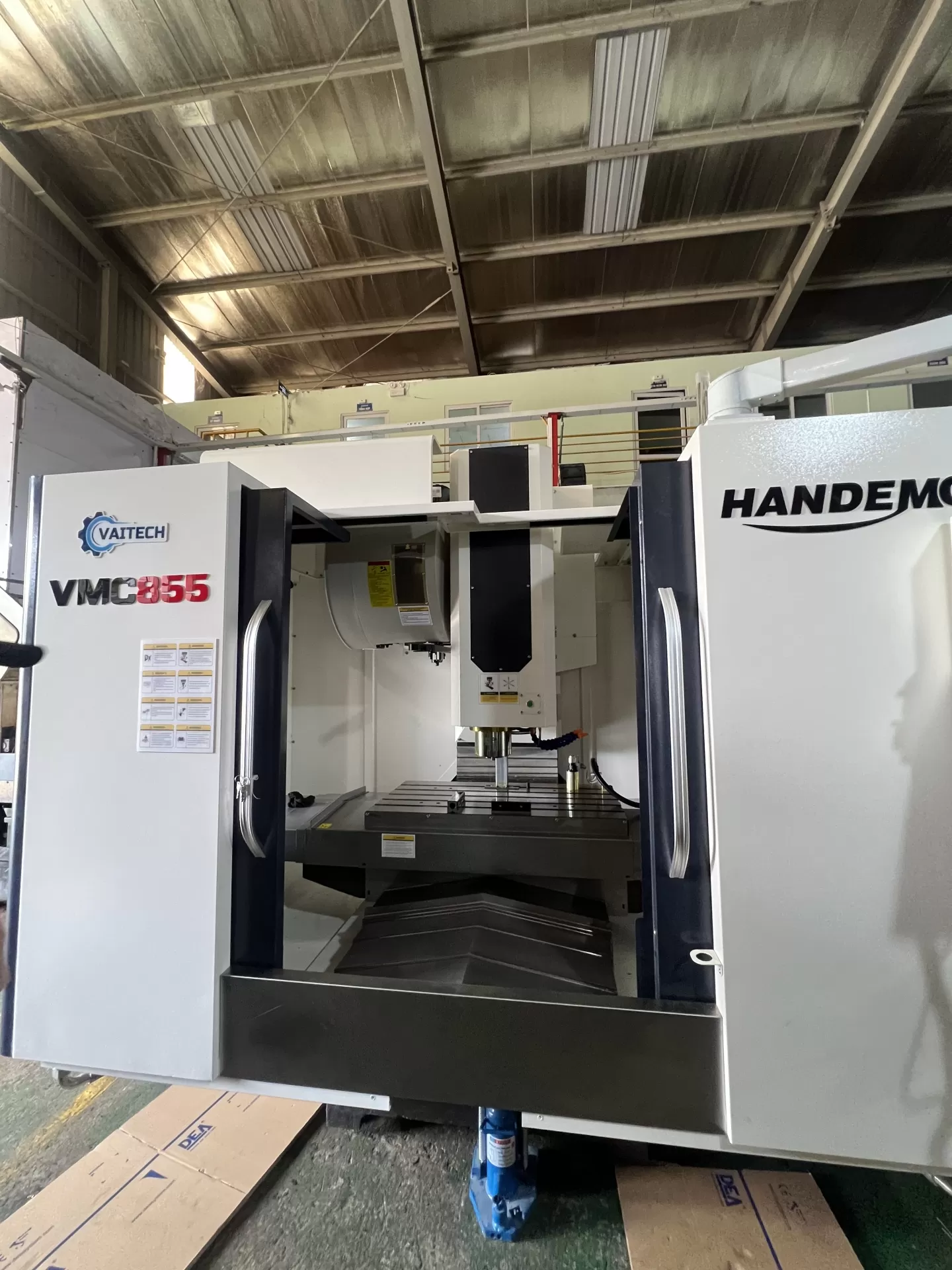 review máy cnc vmc855